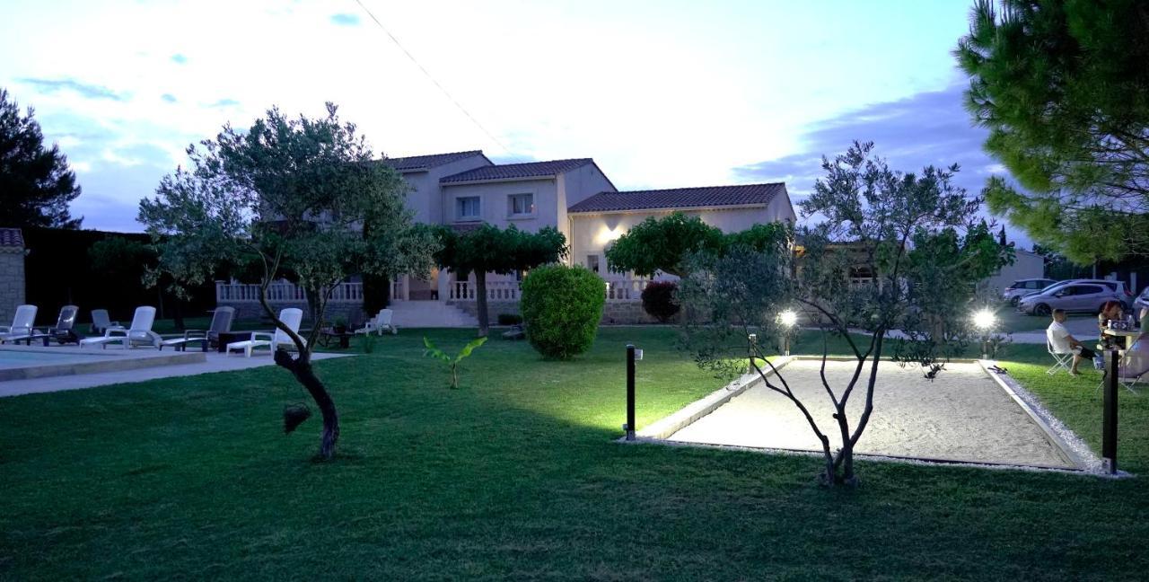 Chambres D'Hotes Le Saint Victor - Provence, Vaucluse Pernes-les-Fontaines Exterior foto